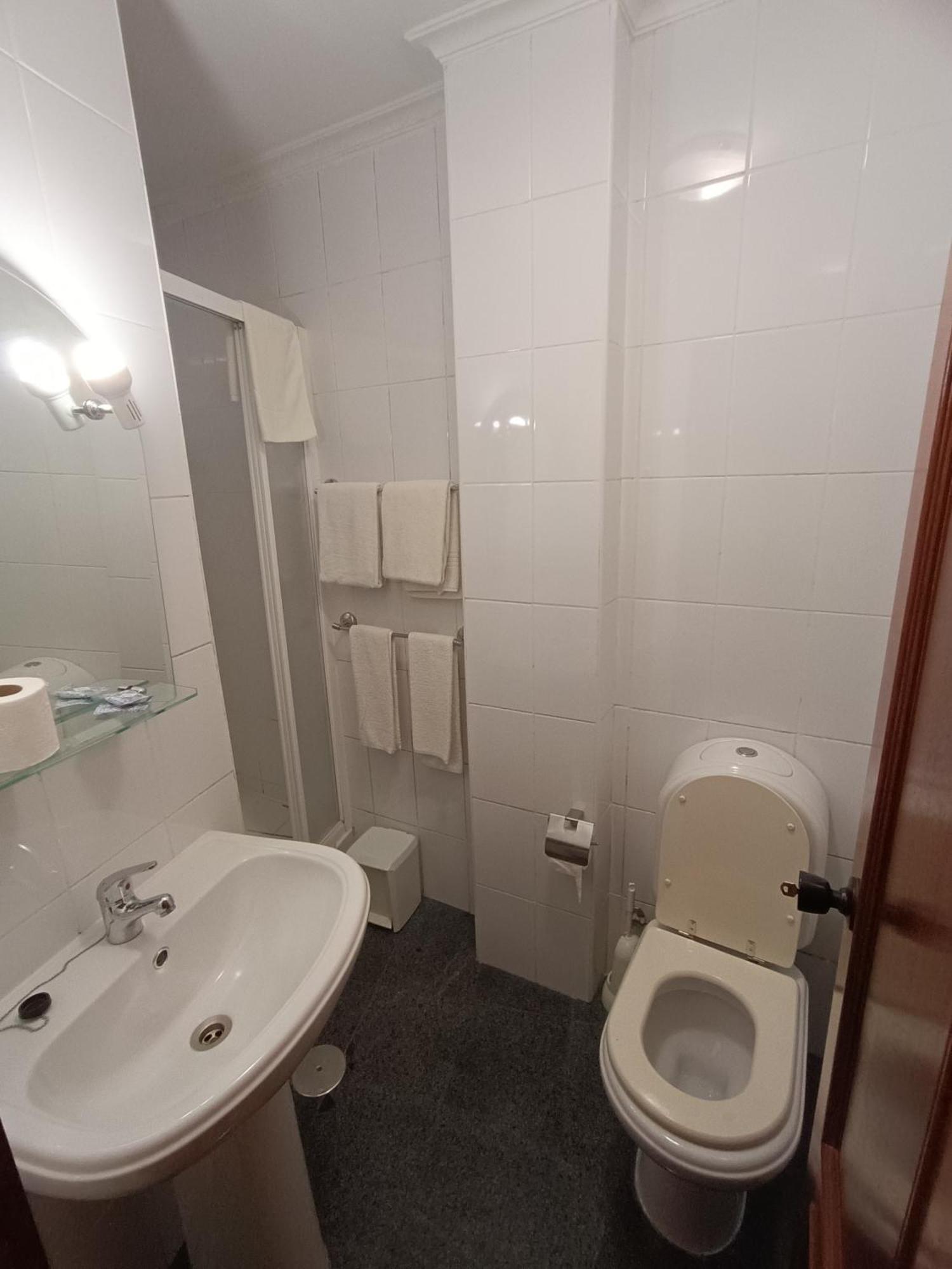 Al - Casa 42 Hotel Monção Екстериор снимка