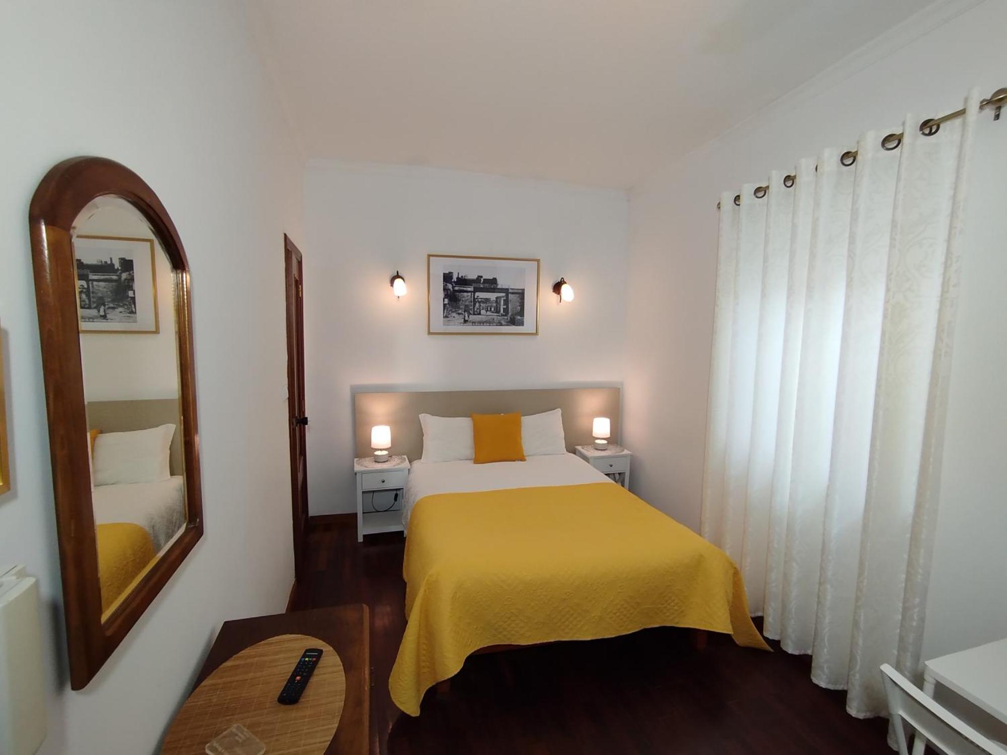 Al - Casa 42 Hotel Monção Екстериор снимка